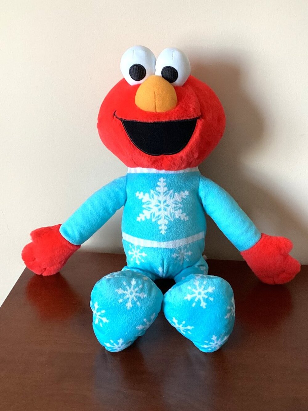 Sesame Street Just Play 2023 Plush Christmas Holiday Elmo Stuffed Animal